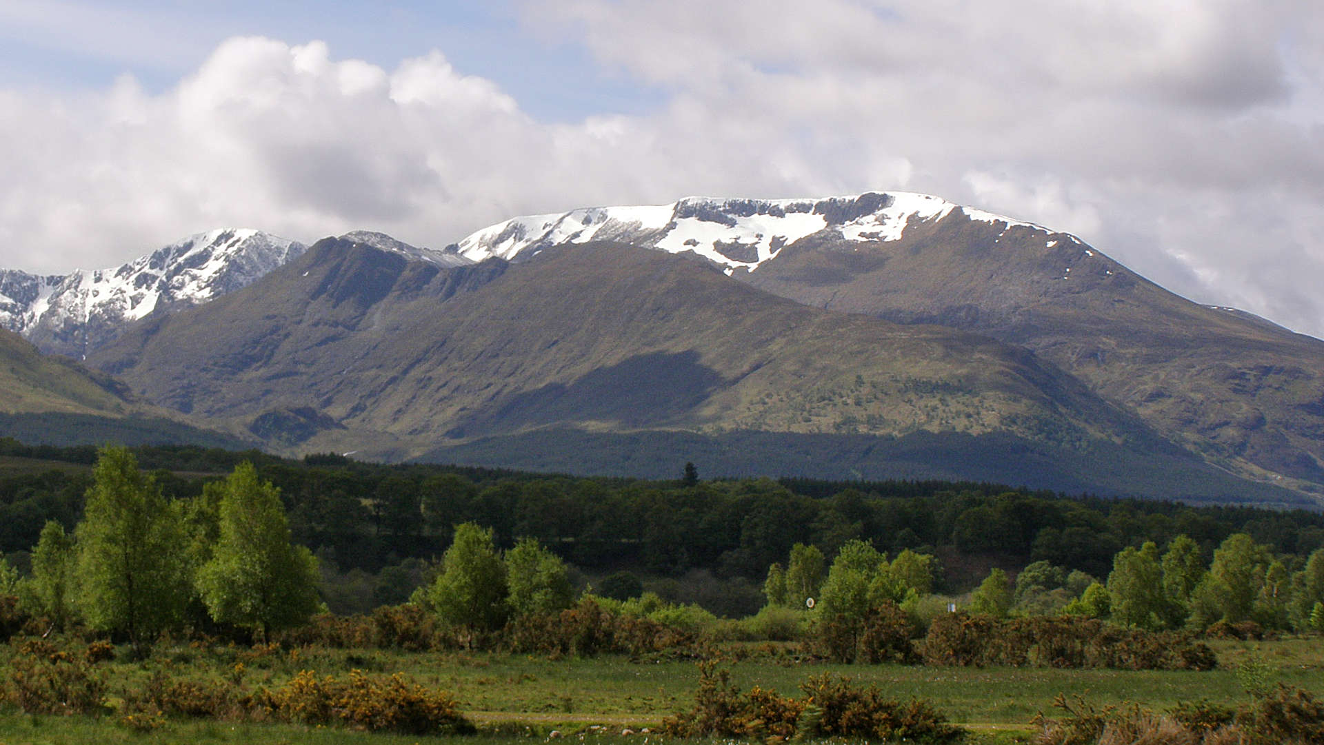 Aonach Mòr mountain in Scotland